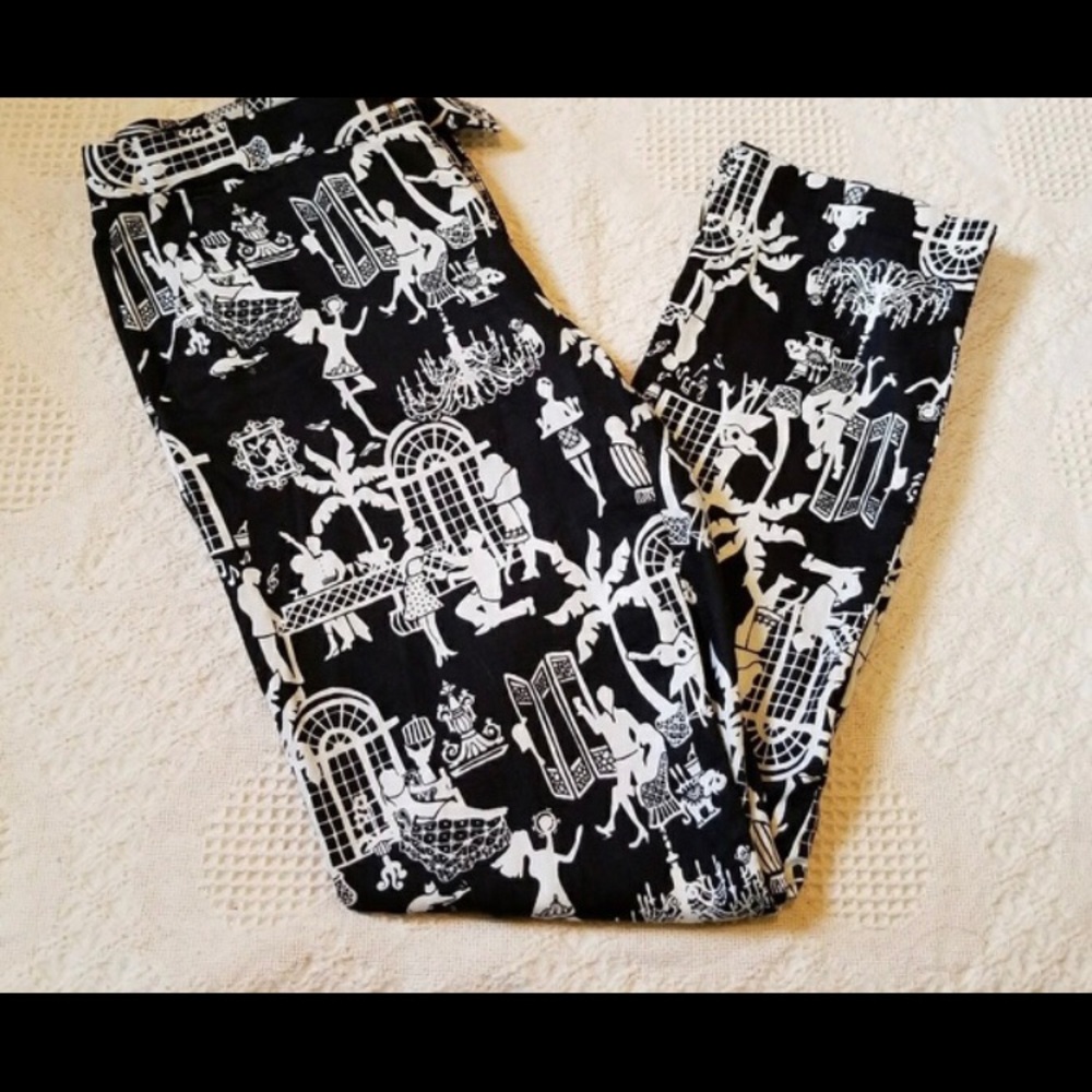 Rare Lilly Late Night Toile Pattern Women's Pants